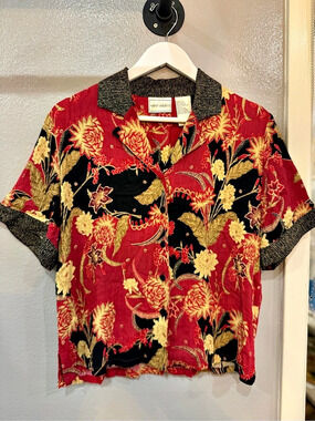 Napa Valley Floral Rayon Shirt Red Black Size Medium